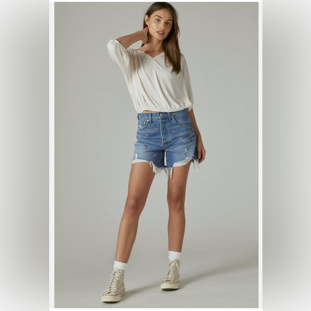 Lucky brand Jean short shorts embroidered flower Mary Jane